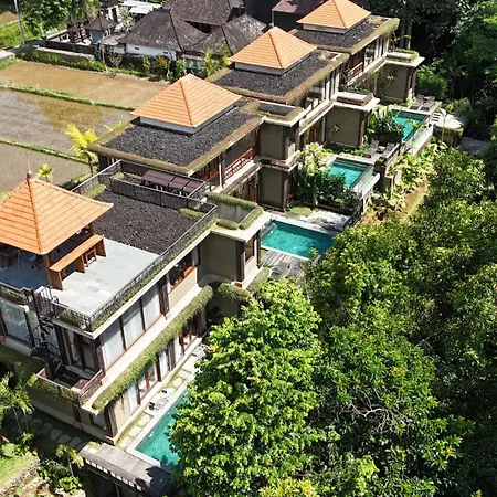 Karang Dukuh Villa